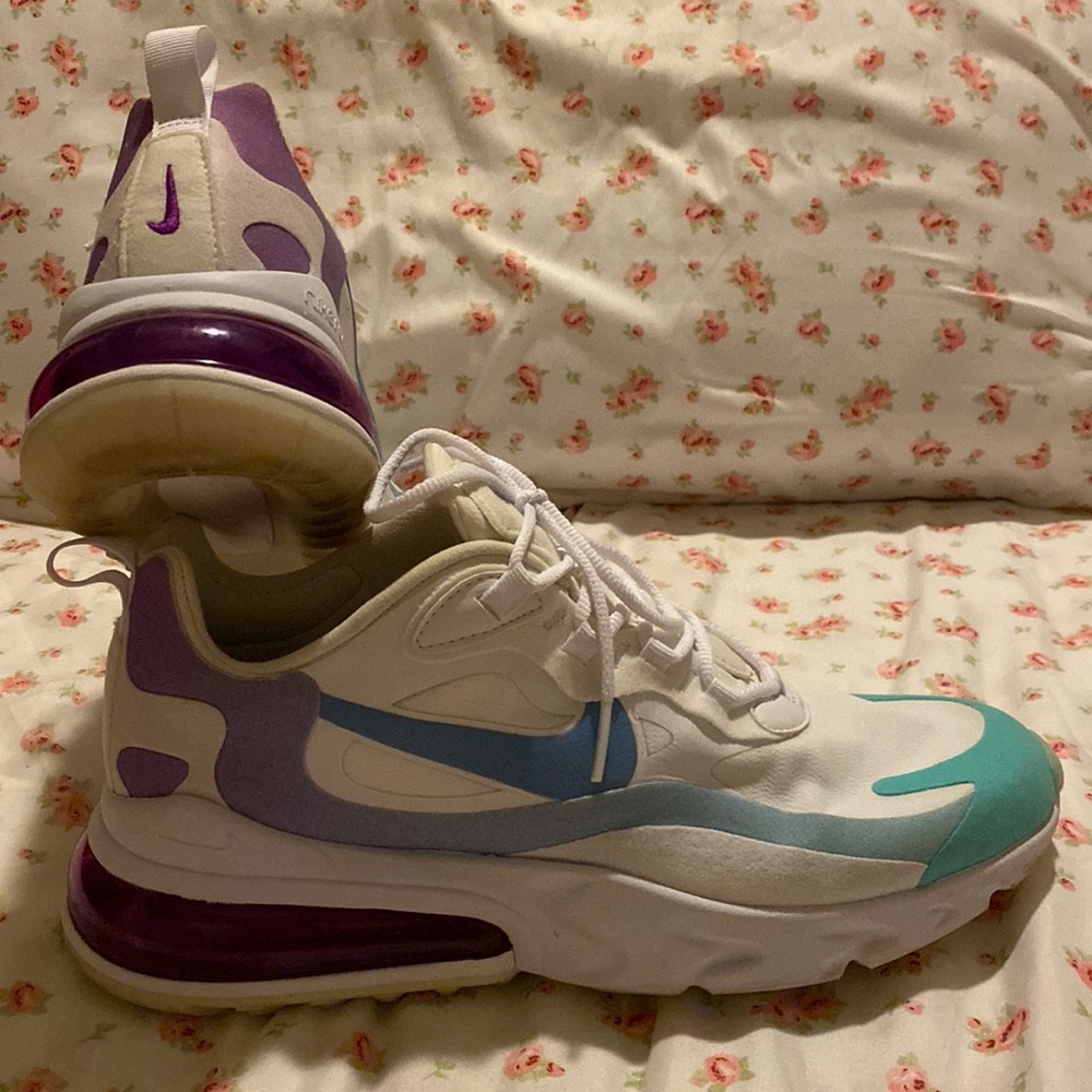 Women’s Nike React Running shoes Size 9.0